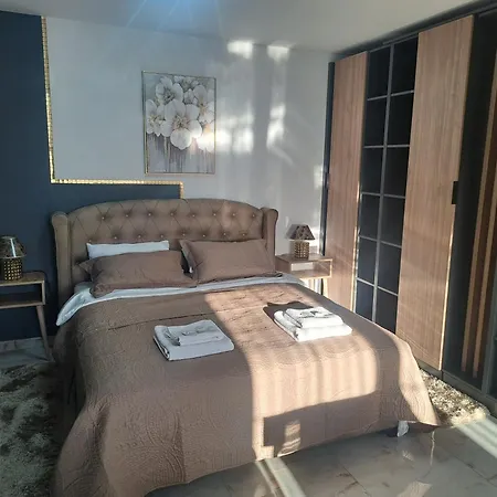 Apartment Dina Lux *