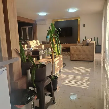 Dina Lux 2 * Ягодина