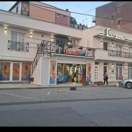 Апартаменты Dina Lux 2 Ягодина