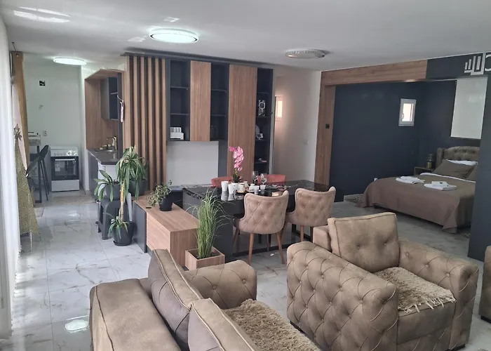Dina Lux 2 Apartament *